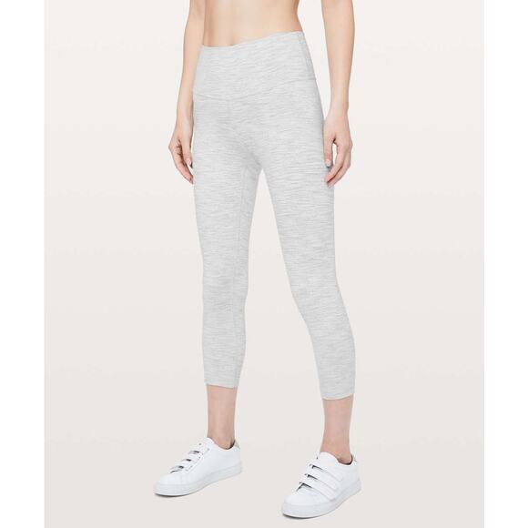 LULULEMON Women's Wunder Under Crop High-Rise Luxtreme 21" Size 2 - Picture 1 of 14